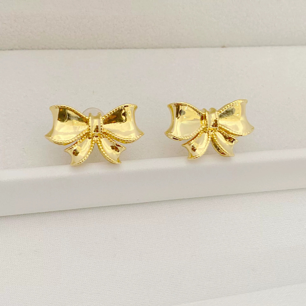 Kendra Scott Bow Earrings Creative